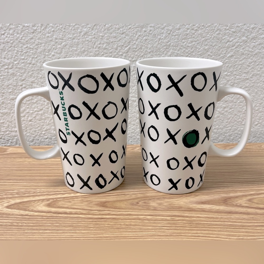 Starbucks 2015 XO Hugs and kisses mugs
